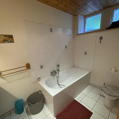 Appartamento Superbe T3 Central Avec Grande Terrasse, Piscine Et Proximite Pistes Et Commerces - Fr-1-787-74 Laveissière